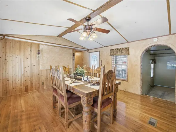 196 S Perch Road, Bowie, TX 76230