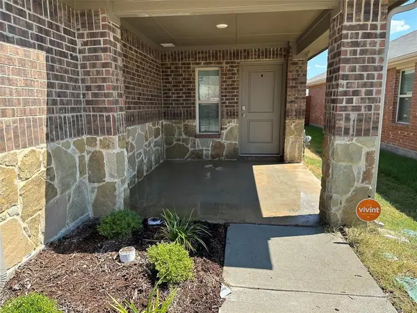 2568 Russell Street, Crandall, TX 75114