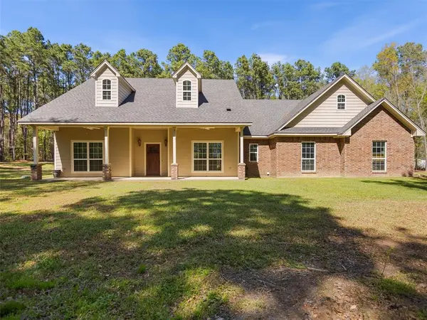 10024 FM 49, Gilmer, TX 75644