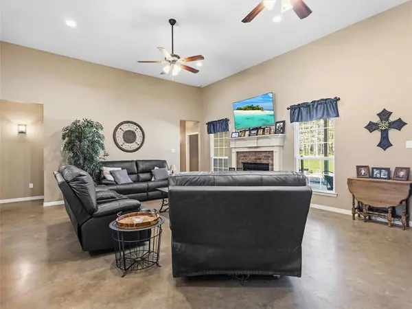 10024 FM 49, Gilmer, TX 75644