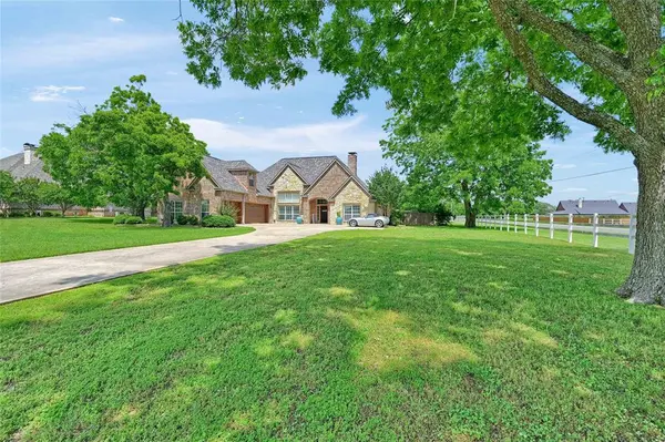 30 Tananger Springs Drive, Denison, TX 75021