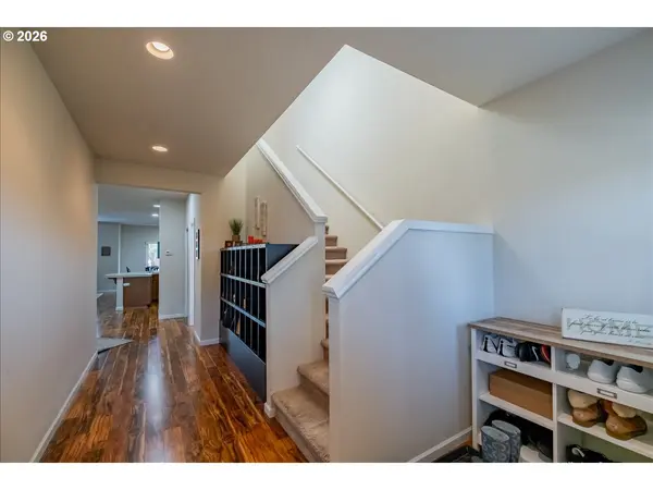 2943 CORKTREE LN, Albany, OR 97321