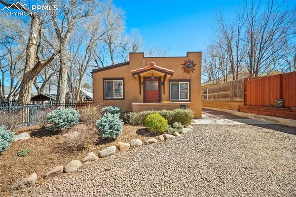 1929 Woodburn ST, Colorado Springs, CO 80906