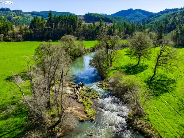 75990 RESERVOIR RD, Cottage Grove, OR 97424