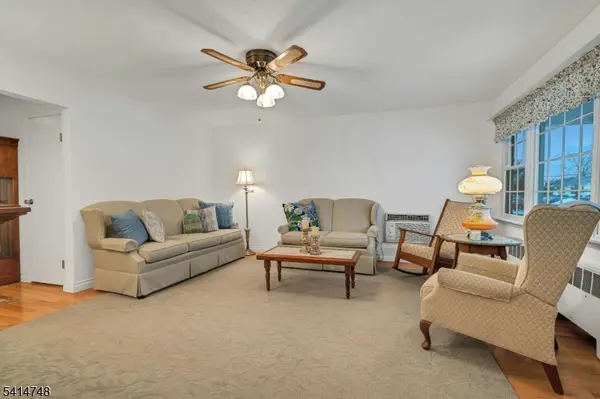 101 Schuyler Ave, Pompton Lakes Boro, NJ 07442