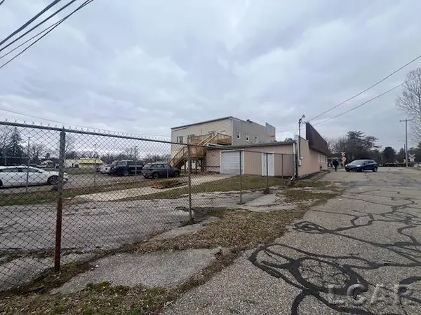 311 W Adrian ST, Blissfield, MI 49228