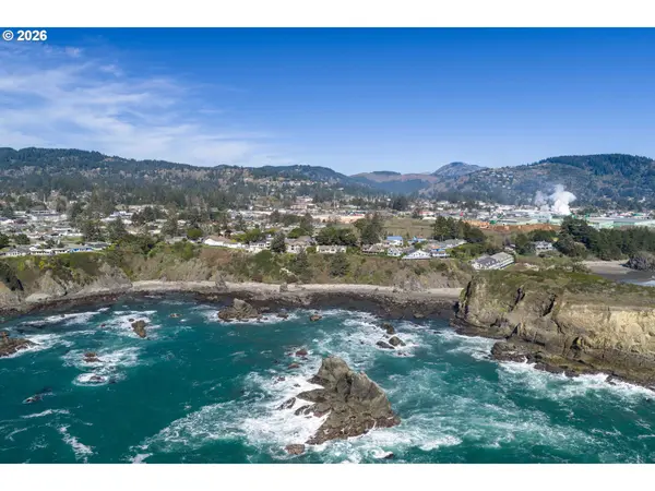 201 Allen Lane, Brookings, OR 97415