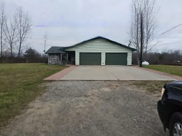 1882 S Swenson RD, Au Gres Twp, MI 48703