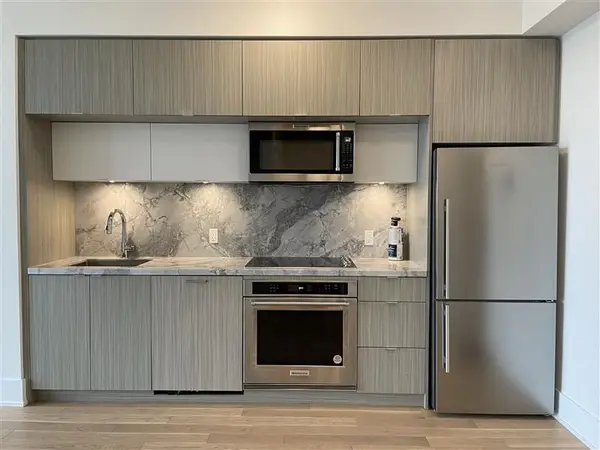 585 Bloor ST E #4221, Toronto C08, ON M4W 0B3