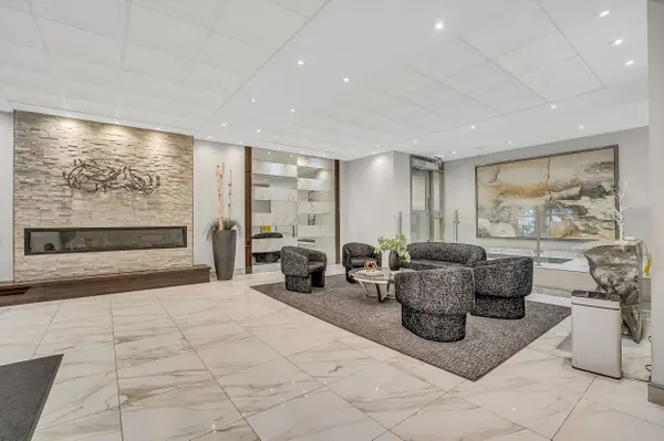 33 Elmhurst AVE #2005, Toronto C07, ON M2N 6G8