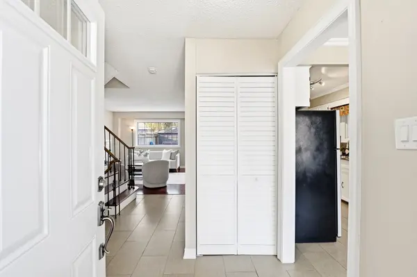 1757 Shadybrook DR, Pickering, ON L1V 3A6