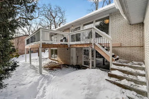 1269 Royal York RD, Toronto W08, ON M9A 4C4