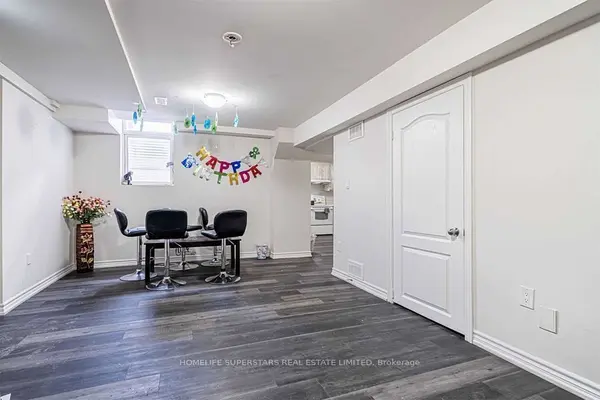 75 Parkside DR #Lower Level ( Legal Apt.), Brampton, ON L6Y 3A2