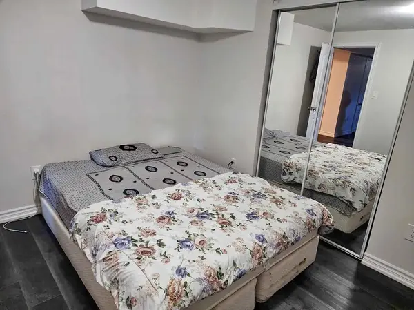 75 Parkside DR #Lower Level ( Legal Apt.), Brampton, ON L6Y 3A2