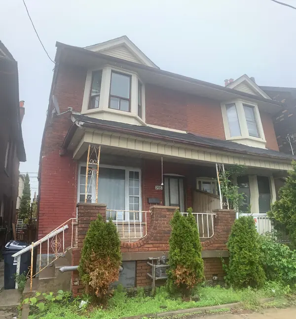 295 Old Weston RD, Toronto W03, ON M6N 3A7