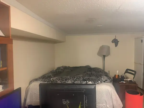 295 Old Weston RD, Toronto W03, ON M6N 3A7