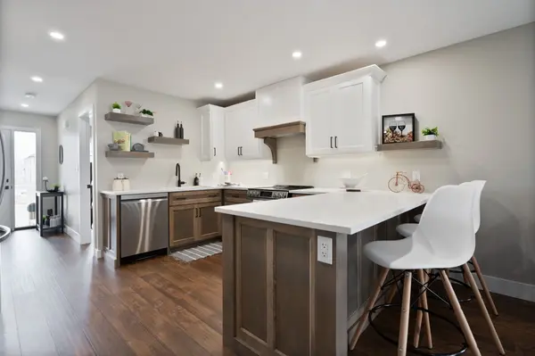 27 Sheldabren ST, North Middlesex, ON N0M 1A0