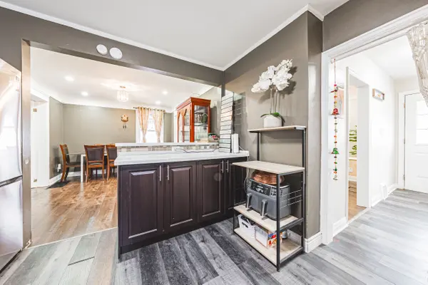 5 West 3rd ST, Hamilton, ON L9C 3J5