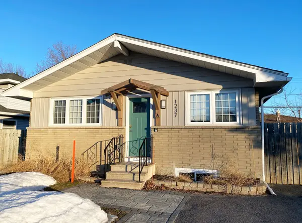 1237 Vancouver AVE, Hunt Club - South Keys And Area, ON K1V 6V2