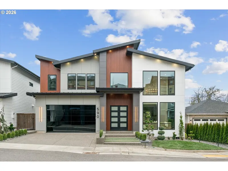 590 W U ST, Washougal, WA 98671