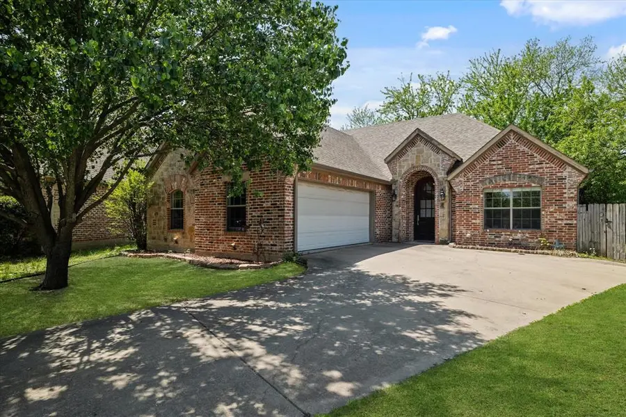 117 Ashlyn Court, Whitesboro, TX 76273