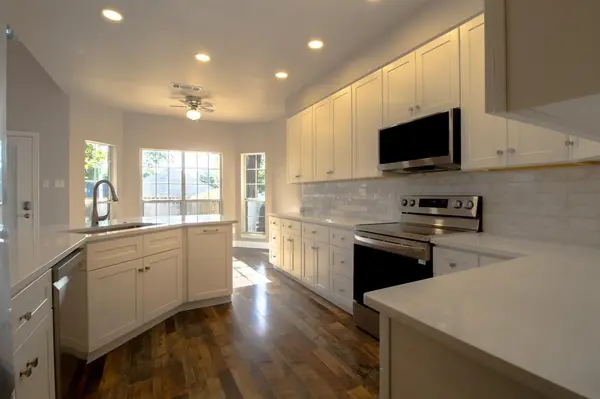 6101 Copperfield Drive, Arlington, TX 76001