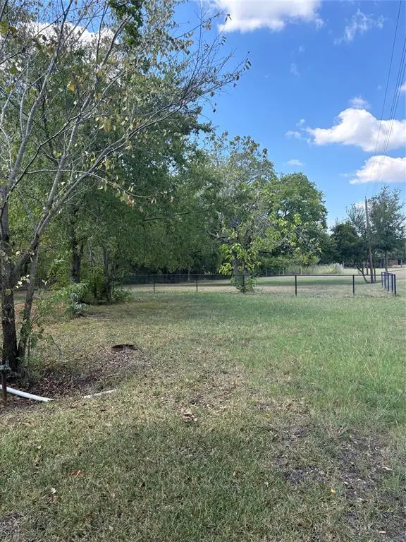 805 Ard Road, Seagoville, TX 75159