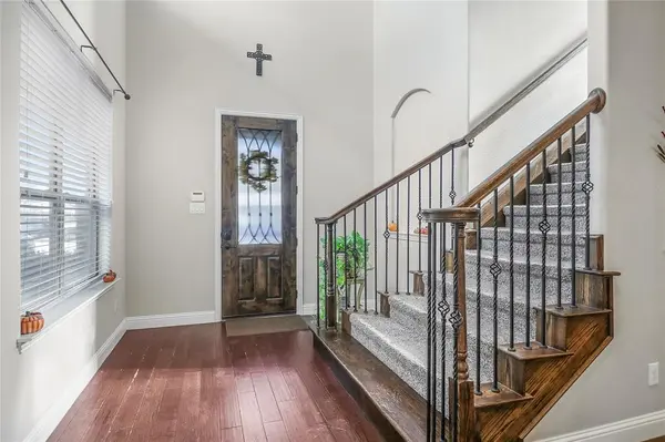 3813 S Brookridge Court, Bedford, TX 76021