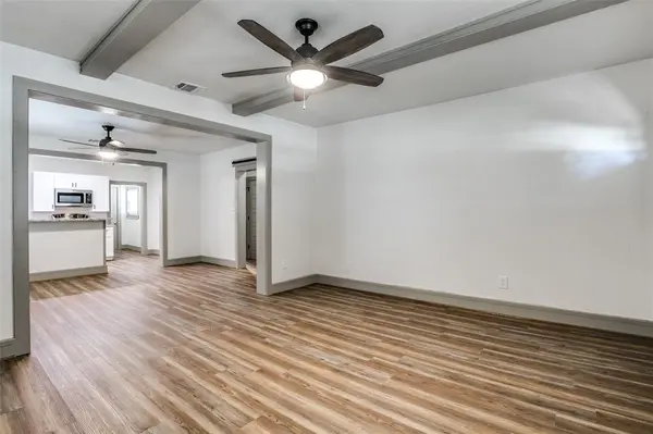 500 N Pine Street, Roanoke, TX 76262