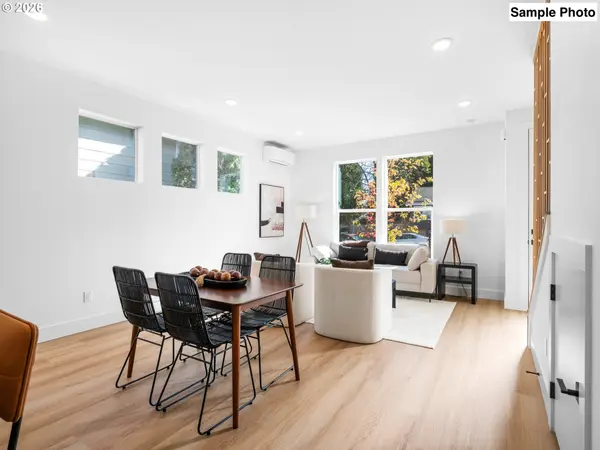 1861 SE Tacoma ST #1, Portland, OR 97202