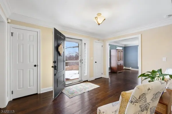 12 Waldon Rd, Washington Twp., NJ 07830