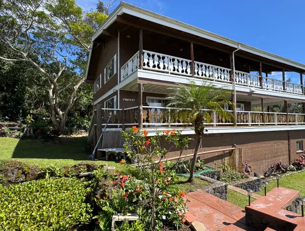 88-646 PAPA BAY DR, Captain Cook, HI 96704