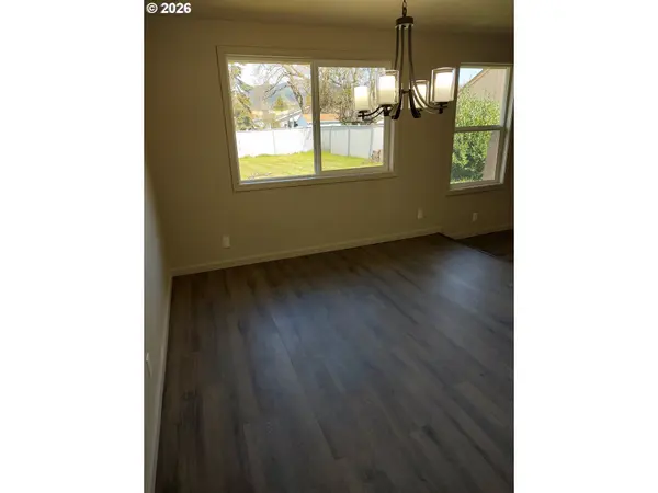 778 V ST, Springfield, OR 97477