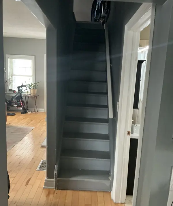 273 Clarke ST, Oshawa, ON L1H 5G4