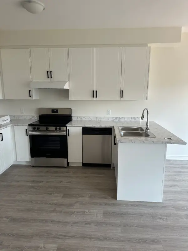 231 Mckenzie DR, Clearview, ON L0M 1S0