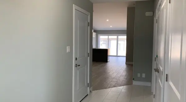 22 Stirling CRES, Prince Edward County, ON K0K 2T0