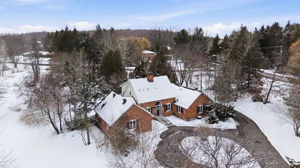 1460 Kinsella DR, Orleans - Cumberland And Area, ON K4C 1A9