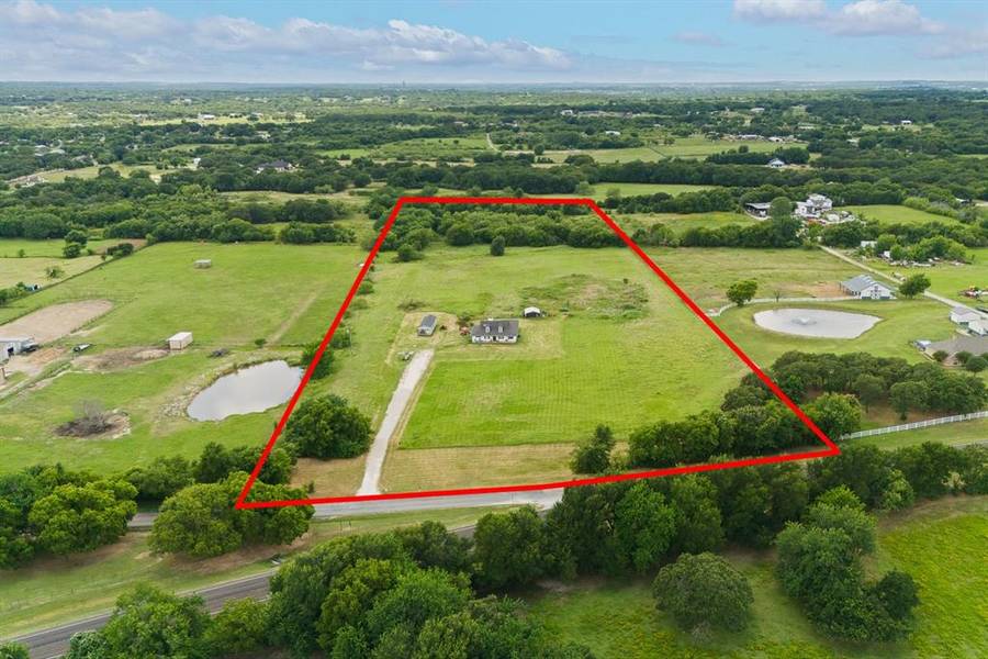 2600 Dave Angel Road, Burleson, TX 76028