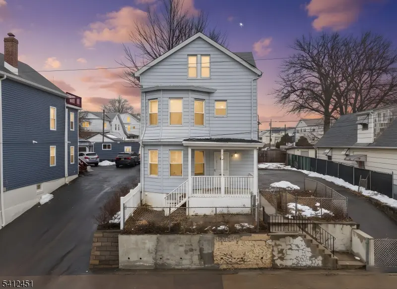 257 Paxton St, Paterson City, NJ 07503