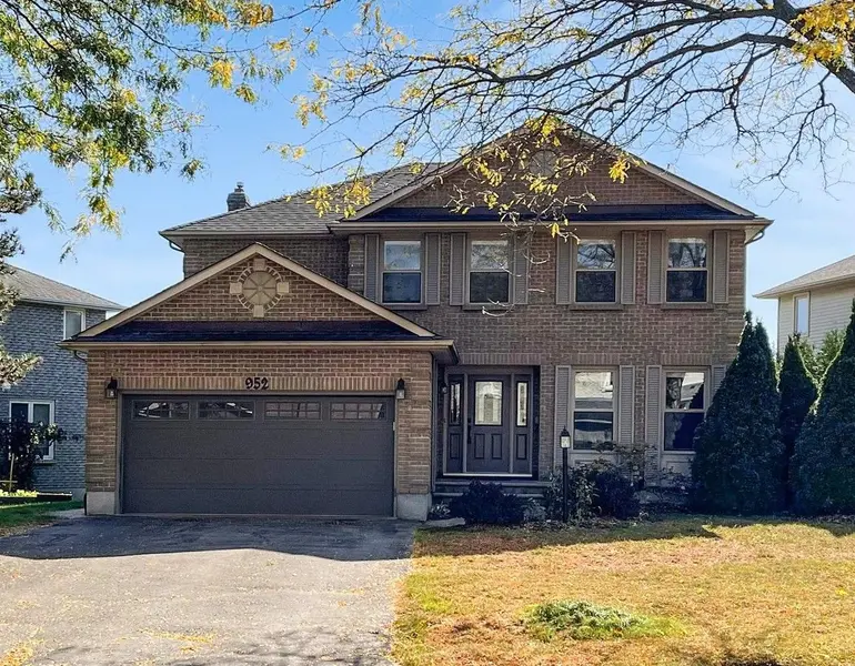 952 Peggoty CIR, Oshawa, ON L1K 2G5