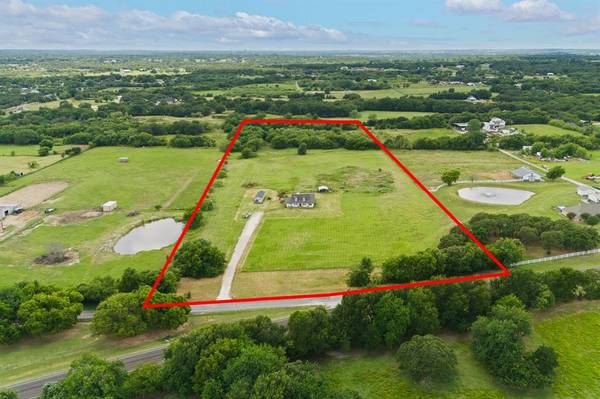 2600 Dave Angel Road, Burleson, TX 76028