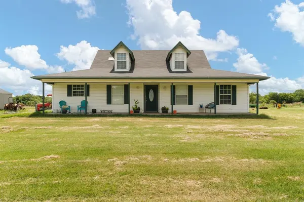 2600 Dave Angel Road, Burleson, TX 76028