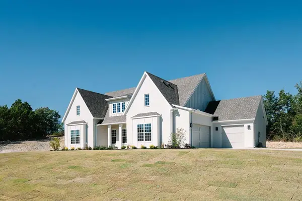 1027 Twin Creeks Drive, Weatherford, TX 76088