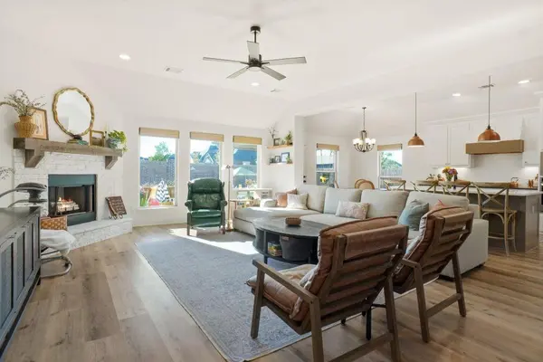 212 Lone Star Drive, Waxahachie, TX 75165