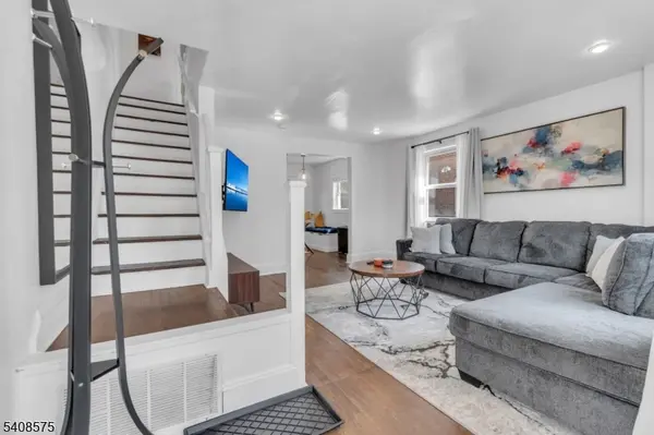 1355 Hamilton St, Elizabeth City, NJ 07208