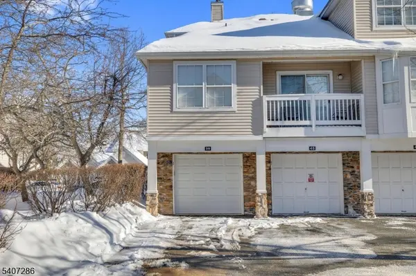 39 Loch Ln, Roxbury Twp., NJ 07852