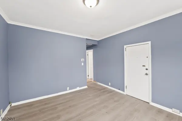 257 Paxton St, Paterson City, NJ 07503