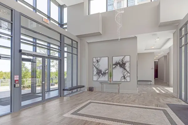 65 Yorkland BLVD N #1202, Brampton, ON L4C 9Z4