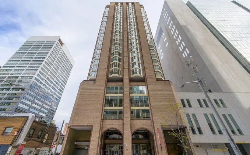 55 Centre AVE #2101, Toronto C01, ON M5G 2H5