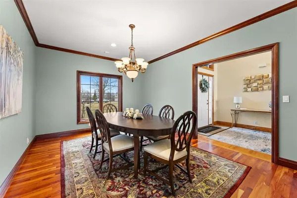 4601 Plumberry Rd, Ely, IA 52227